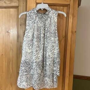 White gray patterned blouse